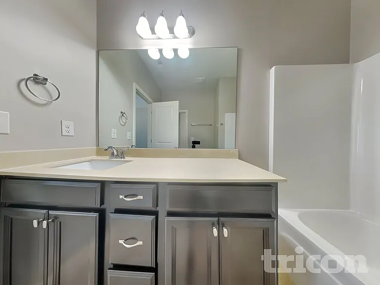 1566 Charcoal Ives Rd — Photo 15