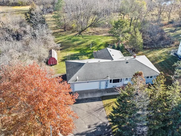 5466 Hodgson Rd, Saint Paul, MN 55126