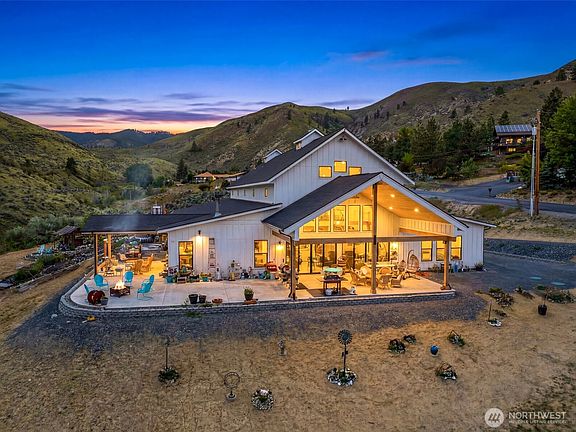 2nd image of 1541 Pitcher Canyon Road