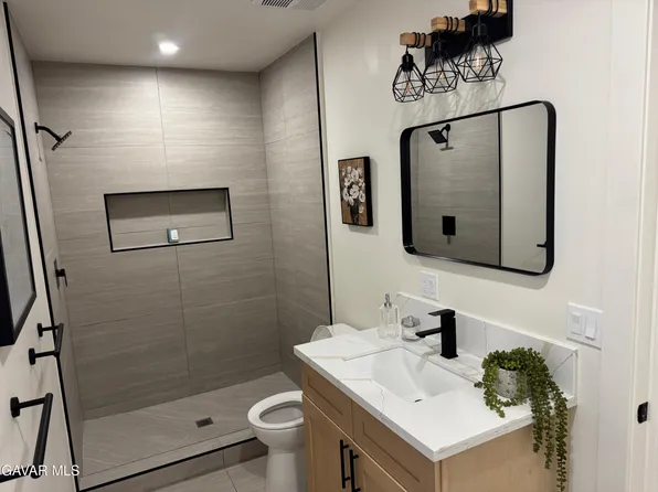 10951 Petit Ave, Granada Hills, CA 91344