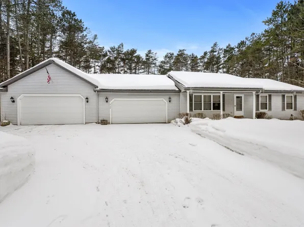 9136 Evergreen Dr, Traverse City, MI 49684