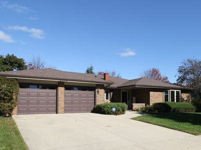 2312 Sherborn Ln, Schaumburg, IL, 60193