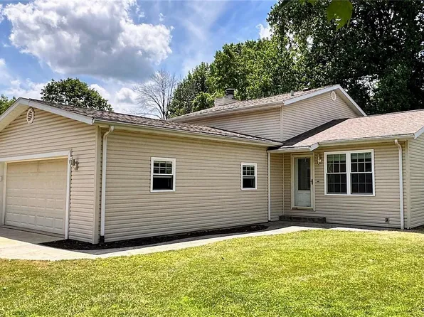 3 Depot Dr, Glen Carbon, IL 62034