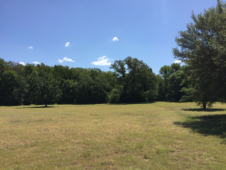 2nd image of 2291 Green Meadows Dr