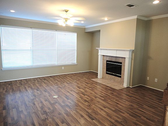 5th image of 4706 Parkhaven Dr