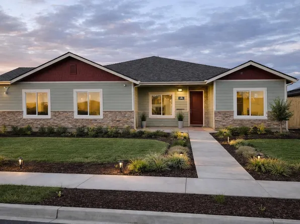 414 Tule Ave, Woodlake, CA 93286