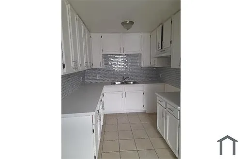 2436 Houston St #2 Photo 1