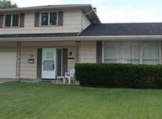 111 Dalewood Dr, Amherst, NY 14228