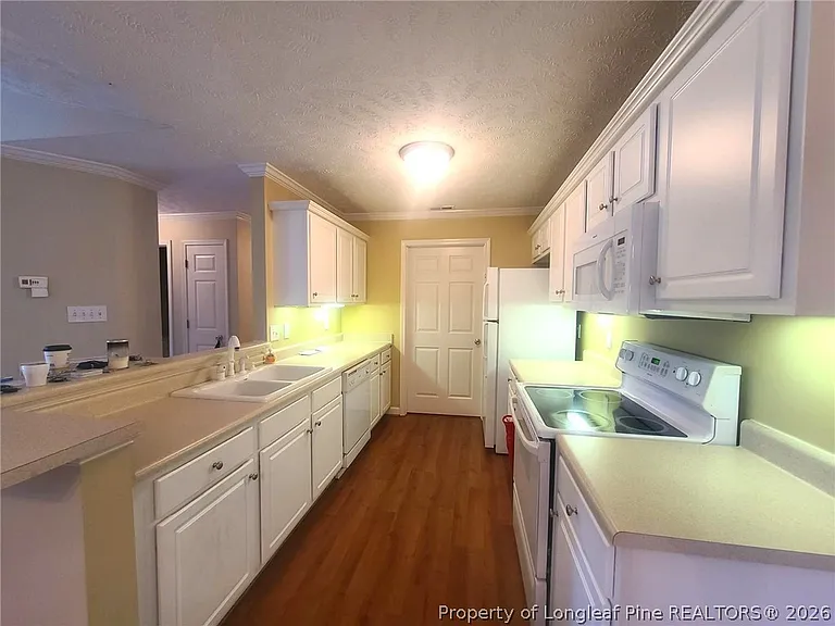 1761 Renwick Dr #204 — Photo 9