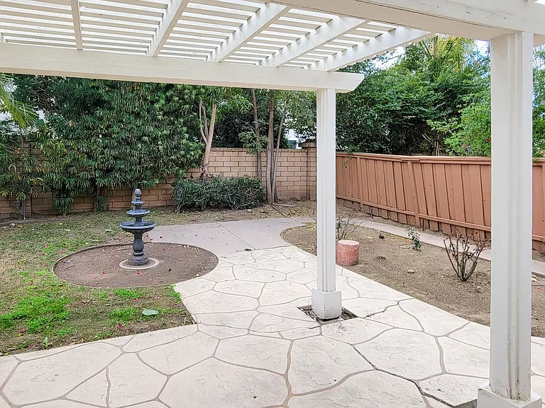 12138 Wooded Vista Ln — Photo 37