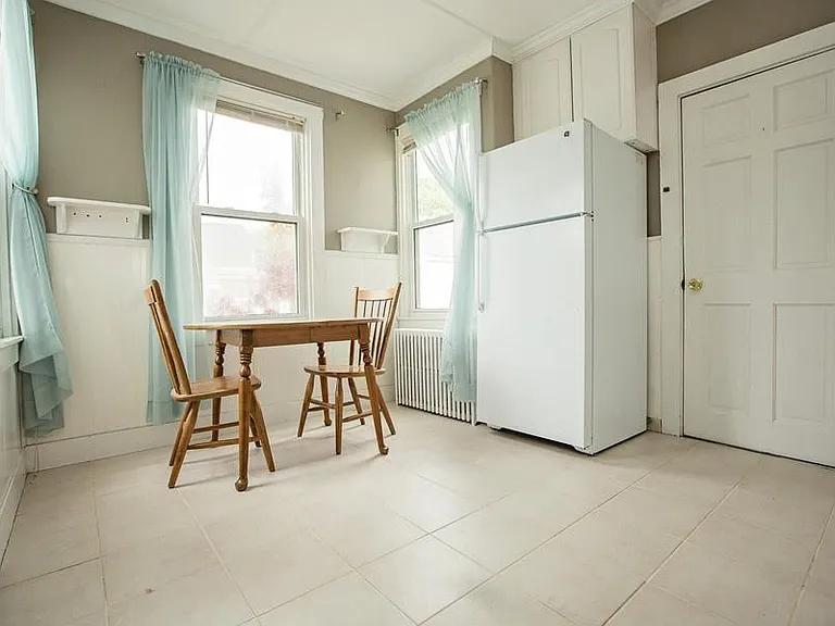 15 Webster St #2 — Photo 6