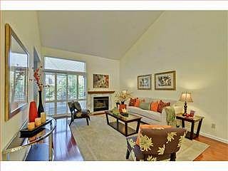 3rd image of 1516 Fairway Green Cir