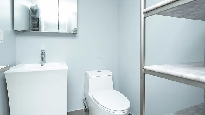 Rented by Nooklyn NYC LLC | media 6