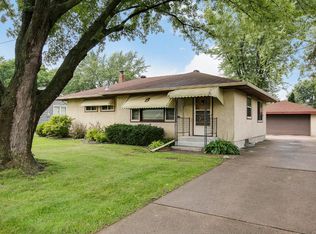 2719 Apache Rd N, North Saint Paul, MN 55109