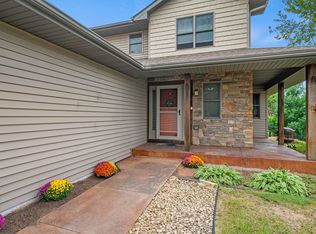 1646 Covey Dr, River Falls, WI 54022