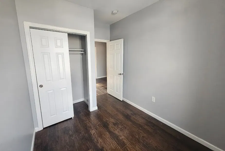2 bed, 850 sqft, $1,650 — Photo 2