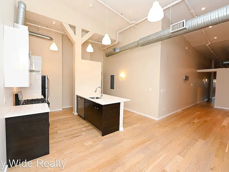 726-28 Market St #904 — Photo 5