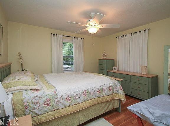 5th image of 1607 N Fell Ave