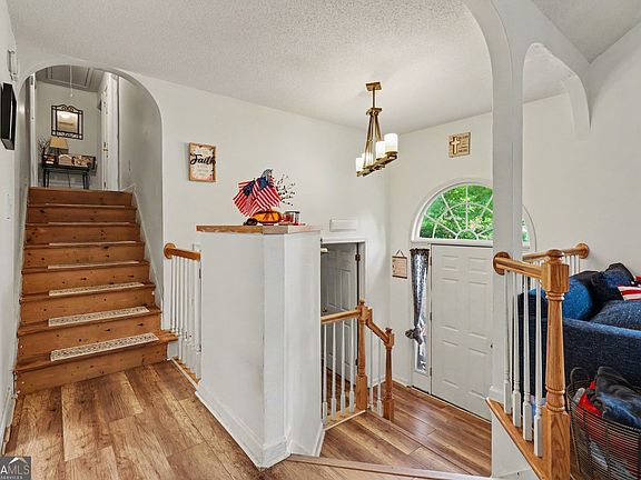 4th image of 248 Laiken Dr