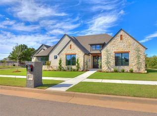 10101 SW 27th St, Yukon, OK 73099