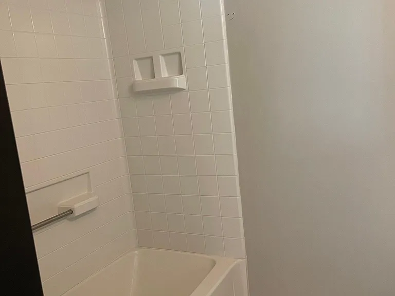 8223 Southgate Commons Dr — Photo 27