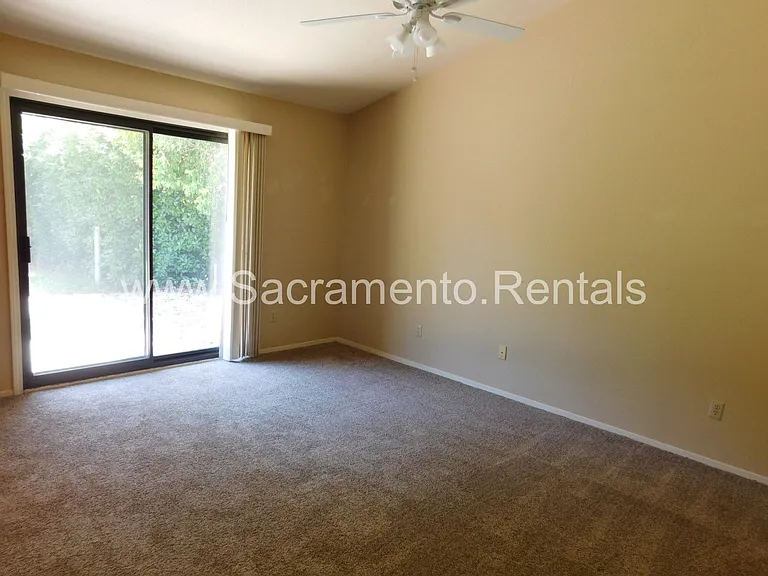 7452 Santa Susana Way — Photo 17