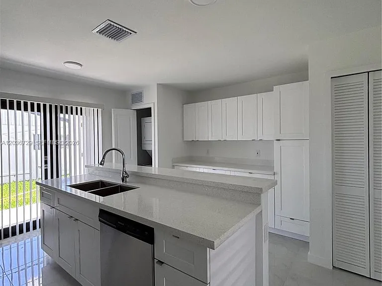 1459 NW 2nd Ave #1 — Photo 12