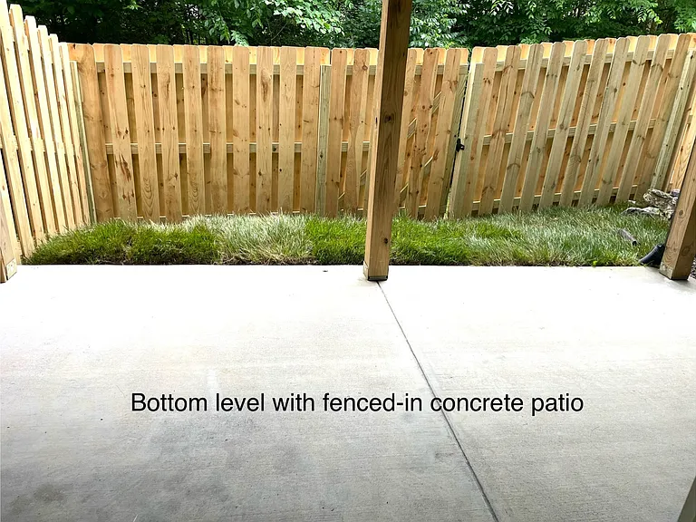 224 Stonecrest Cir — Photo 19