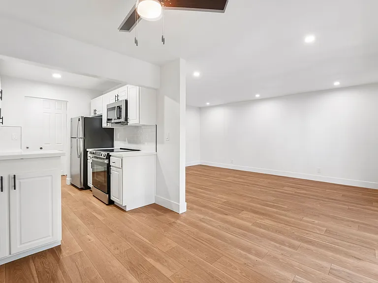 Summerwood Apartments — Photo 118