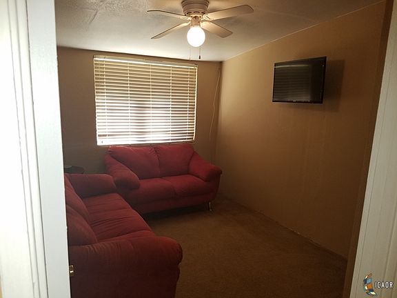 5th image of 1542 Sandalwood Dr