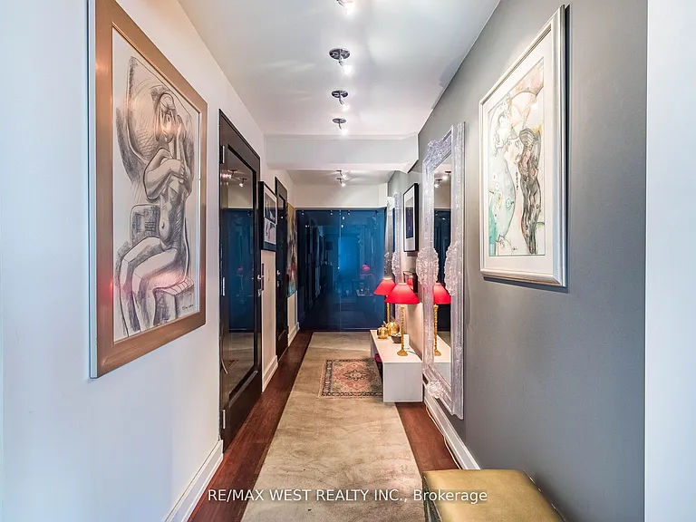 409 Bloor St E #Penthouse 2 — Photo 1