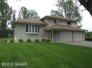 3605 Crestwood Dr NE, Alexandria, MN 56308