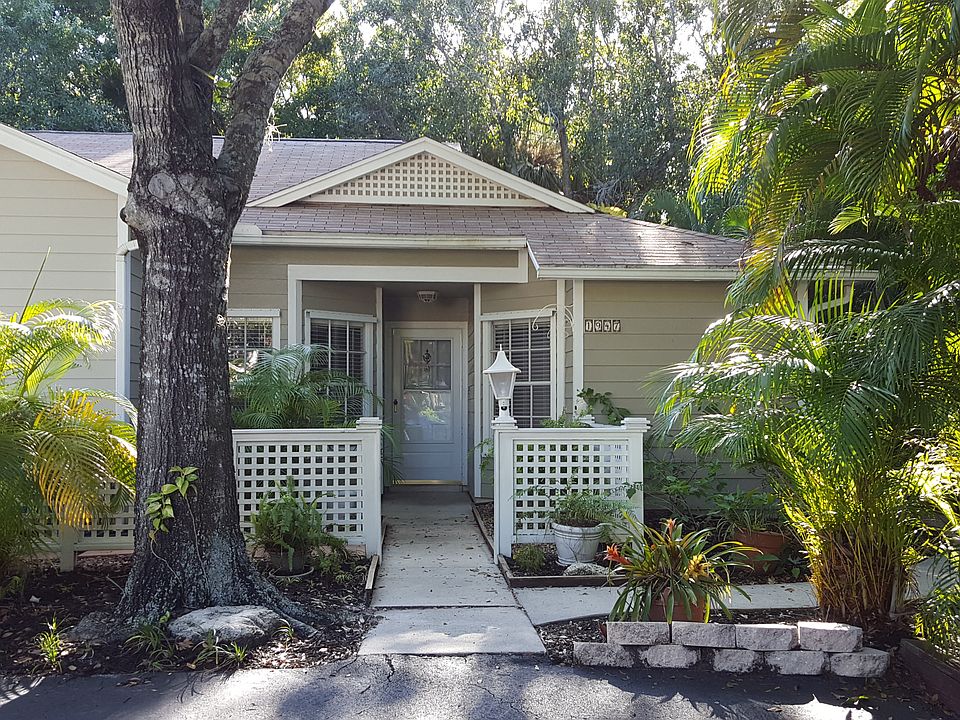 1st image of 1947 Sixty Oaks Ln