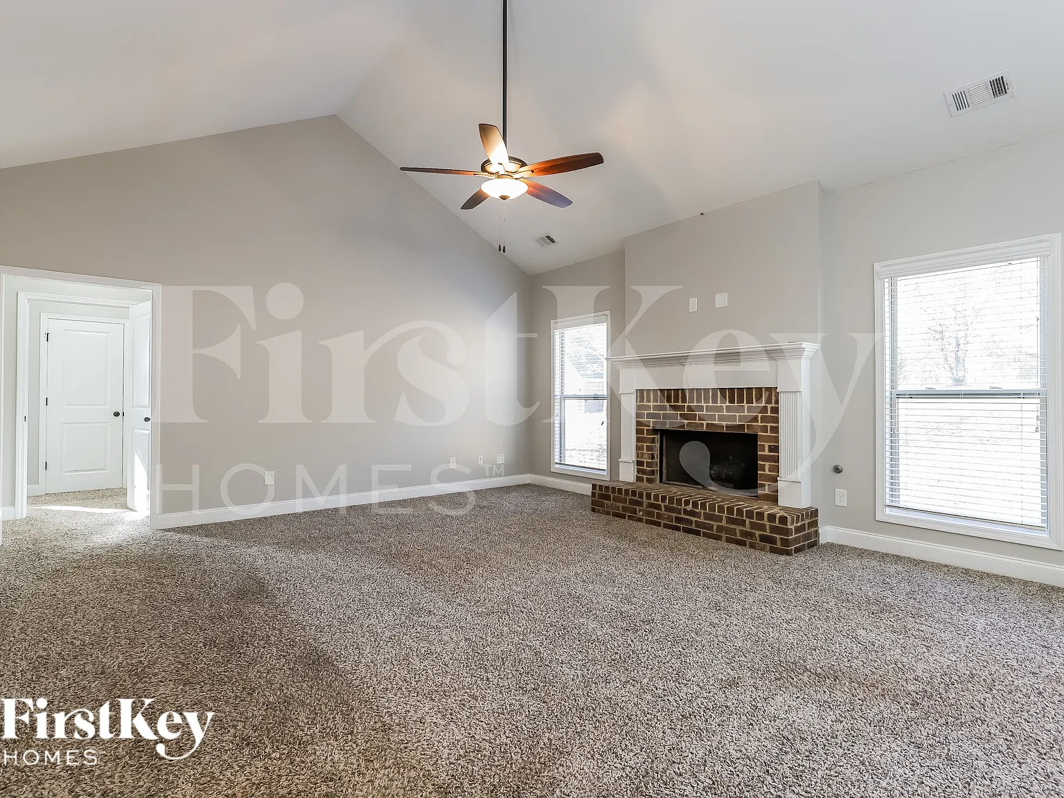 3 bed, 2.5 bath, 2358 sqft, $2,630 — Photo 3