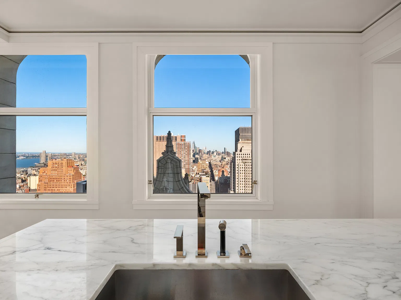2 Park Place — Photo 3