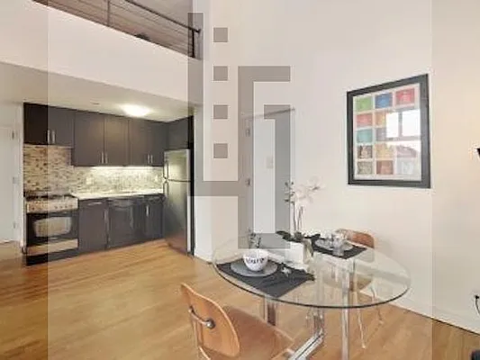 Rented by Loom Group | media 73