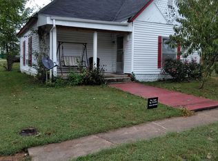 407 E Salling St, Perry, MO 63462