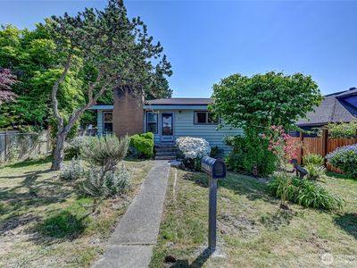 9216 36th Avenue SW, Seattle, WA, 98126