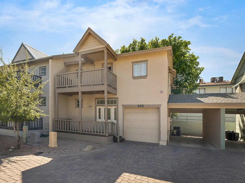 2016 S Hammond Dr #102A