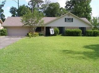 4924 Maplewood Dr, Sulphur, LA 70663