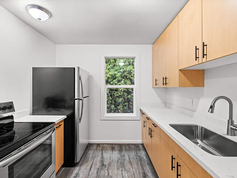 1017 7th Ave SW — Photo 13