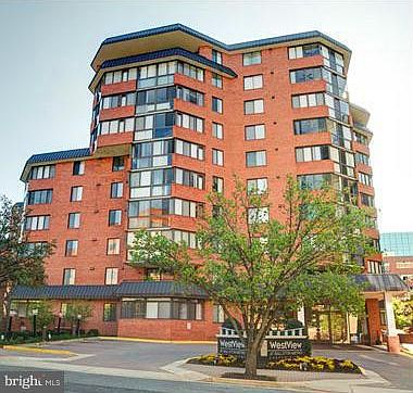1st image of 1024 N Utah St APT 523
