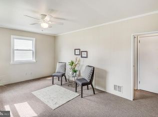 136 Princeton Ave, Bellmawr, NJ 08031