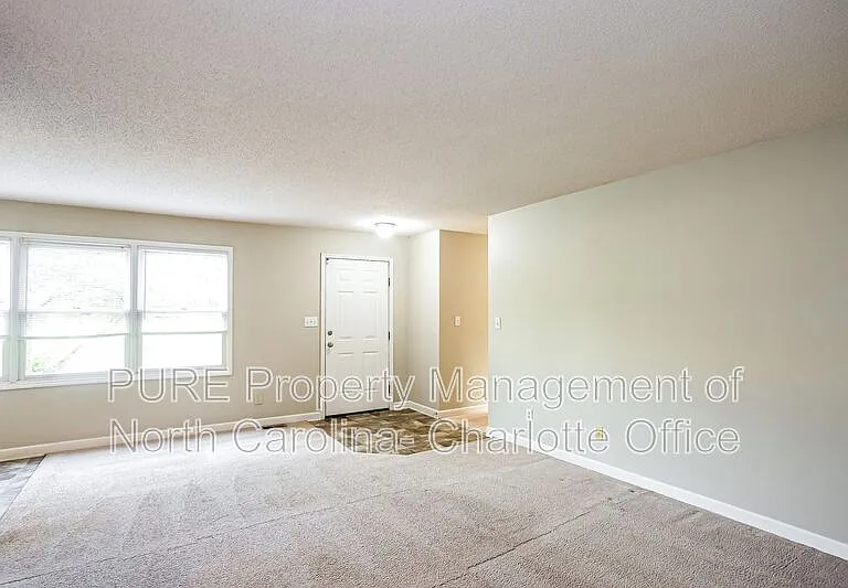 18805 Bluff Point Rd #B — Photo 5