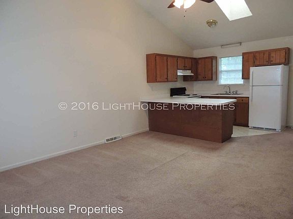 2nd image of 128 Water Gate Dr #A