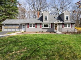58 Little Brook Rd, New Hartford, CT 06057