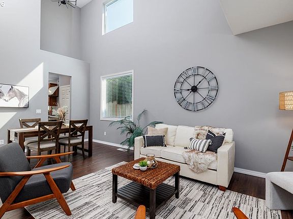 4th image of 16037 SE Peace Ct