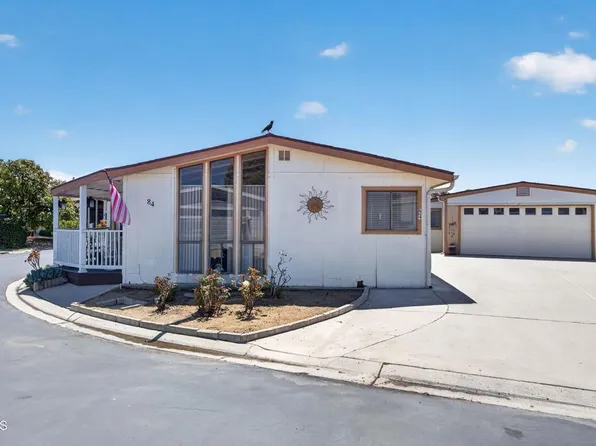 84 Poinsettia Gardens Dr, Ventura, CA 93004
