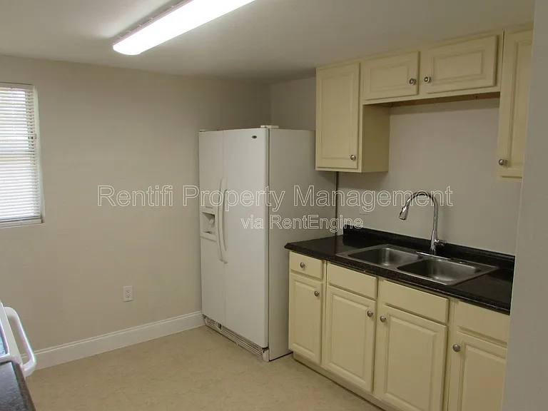 23025 Gulfcoast Ave — Photo 9