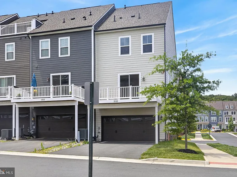 1601 Grove Chestnut Rd — Photo 39